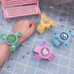 Αντικουνουπικό βραχιόλι Spinner με φωτάκι Πορτοκαλί / Κίτρινο